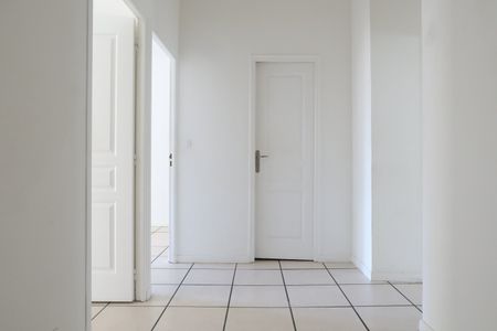 Location Appartement 4 pièces 77m² ST ETIENNE 42000 - Photo 5