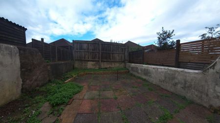 5 bedroom house share to rent - Photo 3