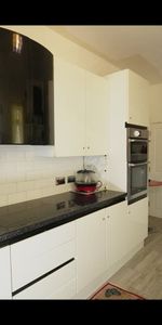 Room in a Shared House, Galpins Road, CR7 - Photo 3