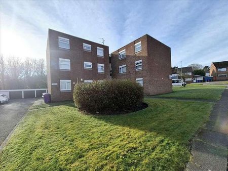 Gateacre Court, Park Drive, Liverpool, L25 - Photo 2