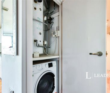 1 bedroom apartment to rent Greenheys Lane West, Manchester, Greate... - Photo 3