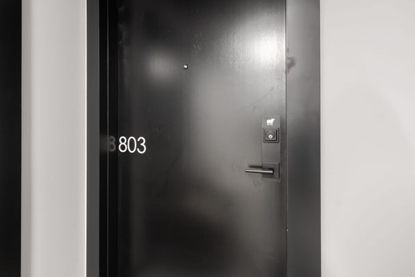 For Lease - 284 King Street Unit# 803, Toronto, Ontario - Photo 1