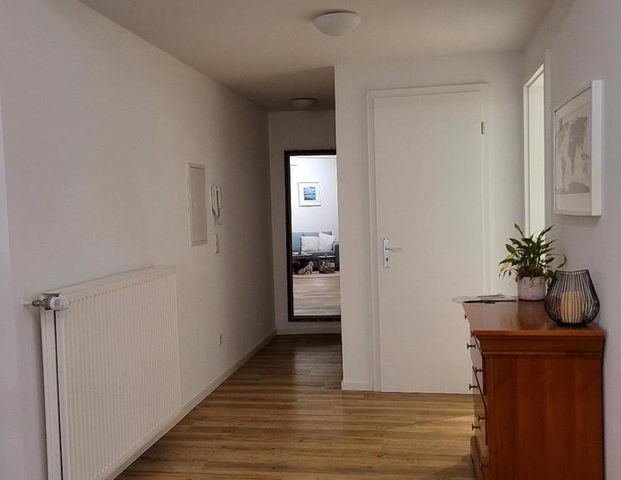 Altbau Loft-Wohnung in zentraler Neustadtlage in Mainz - Photo 1