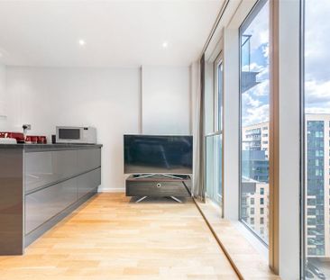 Studio to rent - Photo 6