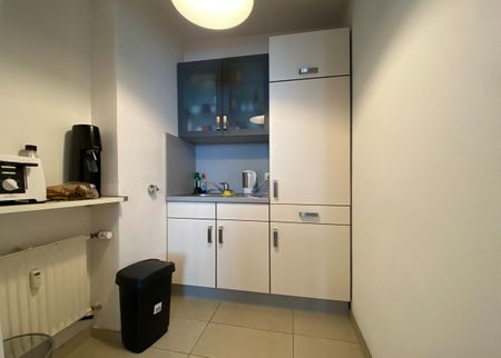 Wohlfühlen auf 30 m² - Stilvolles Wohnen mit Parkettboden und Einbauküche! - Photo 5