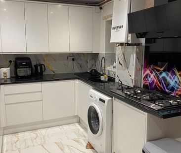 Room in a Shared House, Lindbridge Road, NG8 - Photo 4