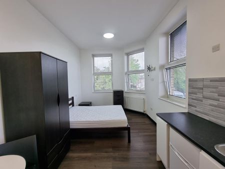 Studio to rent - Photo 4