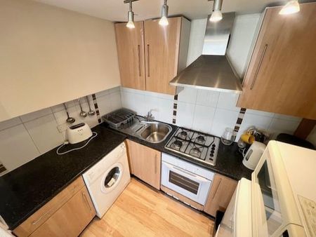 1 bedroom flat to rent - Photo 5