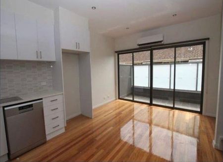 West Footscray - Photo 4