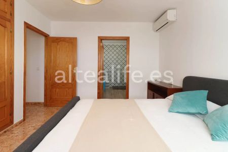 Casa o chalet de alquiler en Calle Londres, El Tossal - Bello Horizonte - Photo 4