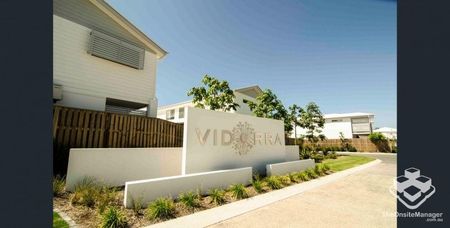 Modern 3-Bedroom Townhouse in a Gated Community â Safe, Stylish & Ready to Move In! - Photo 2