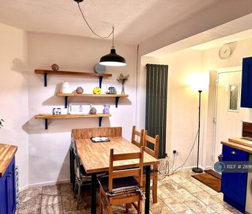 3 bedroom terraced house to rent - Photo 6