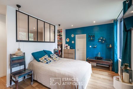 Ecole réhabilitée en maison style loft avec jardin - Photo 4