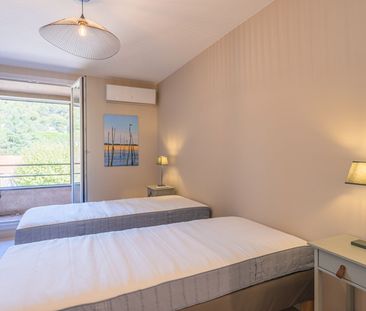 Location Appartement 5 pièces 152m² AIX EN PROVENCE 90ème - Photo 3