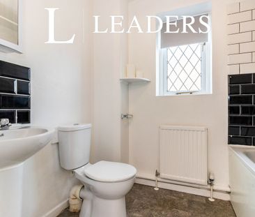 2 bedroom house to rent Bishop Fox Way, West Molesey, KT8 - Photo 3