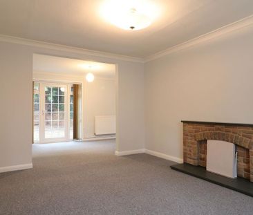 4 bedroom detached house to rent - Photo 1