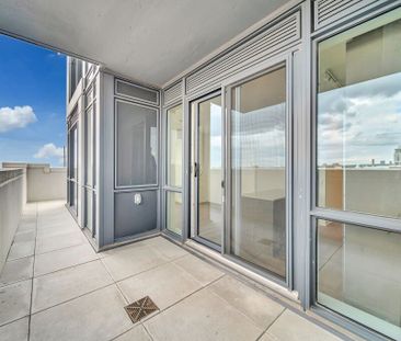 For Lease - 509 Dundas Street Unit# 317, Oakville, Ontario - Photo 5