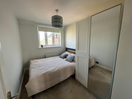 Room in a Shared Flat, Sir Cyril Black Way, SW19 - Photo 3