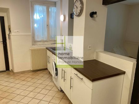 STRASBOURG PLACE SAINTE MADELEINE Bel appartement F3 de 66m² en rez de chaussée - Photo 3