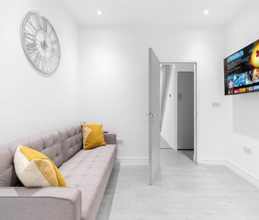 Studio to rent - Photo 2