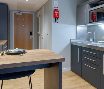 Studio to rent - Photo 6