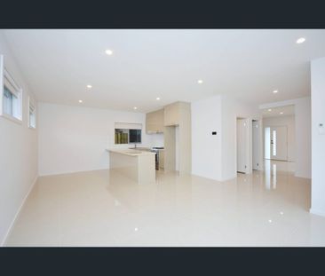2/26 Birch Avenue, Tullamarine, Vic 3043 - Photo 6