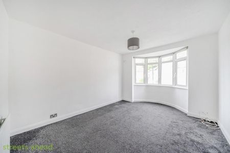 2 bedroom end of terrace house to rent - Photo 3