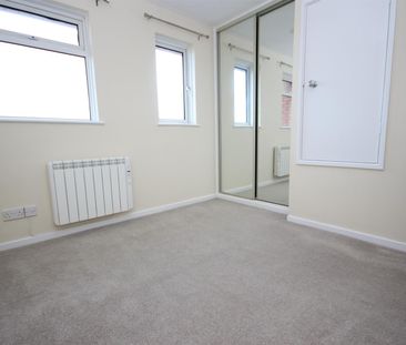 2 bed Terraced House for let - Photo 5