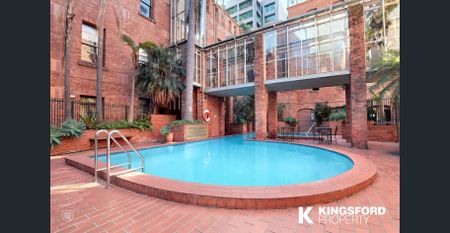 FULLY FURNISHED STUDIO APARTMENT - Photo 2