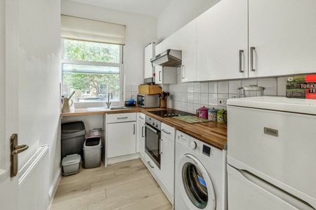 Loftus Road, Shepherds Bush, W12 - Photo 4