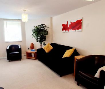 2 bedroom apartment to rent - Photo 5