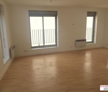 Location Appartement 2 pièces 53m² POITIERS 86000 - Photo 1