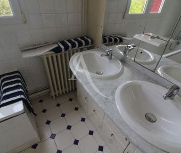 Location Appartement 2 pièces 41m² - Photo 4