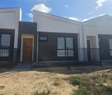 Brand-new, stylish, and perfectly located! - Photo 1