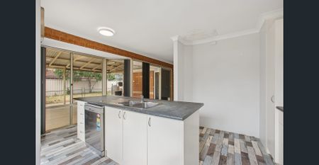 Great Value Family Home in a Super Convenient Location - Photo 5