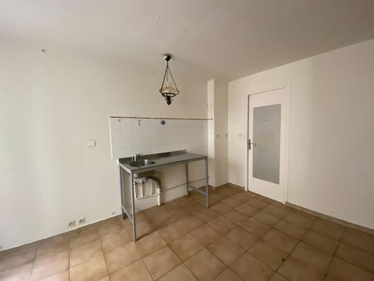 Location appartement 1 pièce, 33.66m², Nîmes - Photo 1