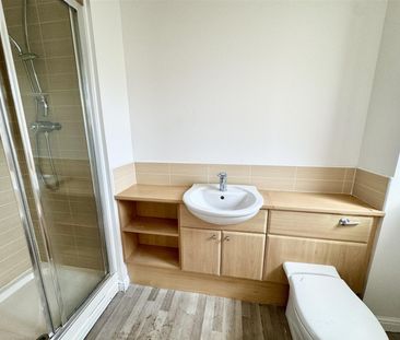 Sun Gardens, Thornaby, Stockton-On-Tees - Photo 4