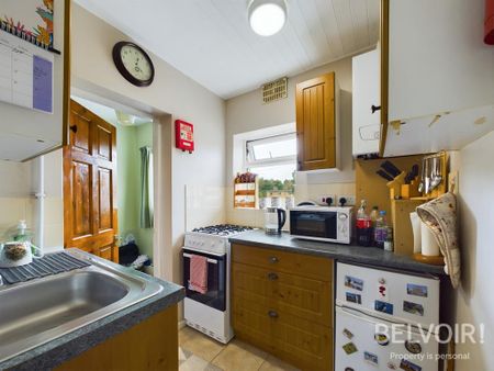 2 bedroom flat to rent - Photo 4
