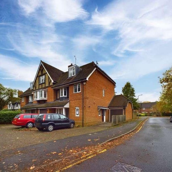 Parkside Road, Reading, Berkshire, RG30 - Photo 1