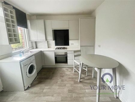 2 bedroom end of terrace house to rent - Photo 5
