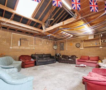 6 bedroom semi-detached house to rent - Photo 3