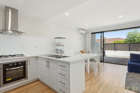 Contemporary Ground Floor Apartment Situated in Brilliant Central Location - Photo 4