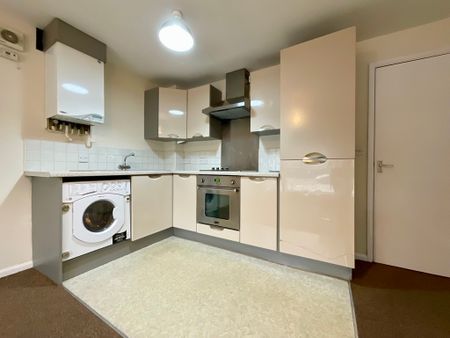 1 bedroom Apartment to let - Photo 3