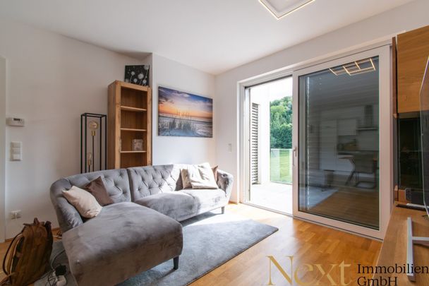 Großzügige 2-Zimmer-Wohnung mit heller Terrasse in Lichtenberg zu vermieten! - Foto 1