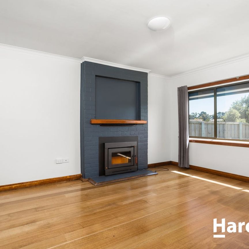 Modern Family Home. - Photo 1