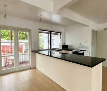 Reonvated in Mangere! - Photo 5