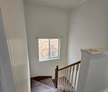 1064 CLARK BOULEVARD - Photo 6