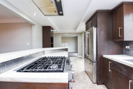 For Lease - 4205A Longmoor Drive, Burlington, Ontario - Photo 3