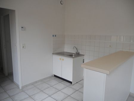 Location Appartement 2 pièces 58m² REIMS 51100 - Photo 3