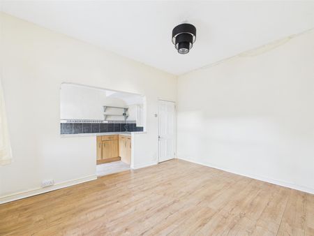 St Vincent Road, Wallasey, 4 bedroom, House - Terraced - Photo 2